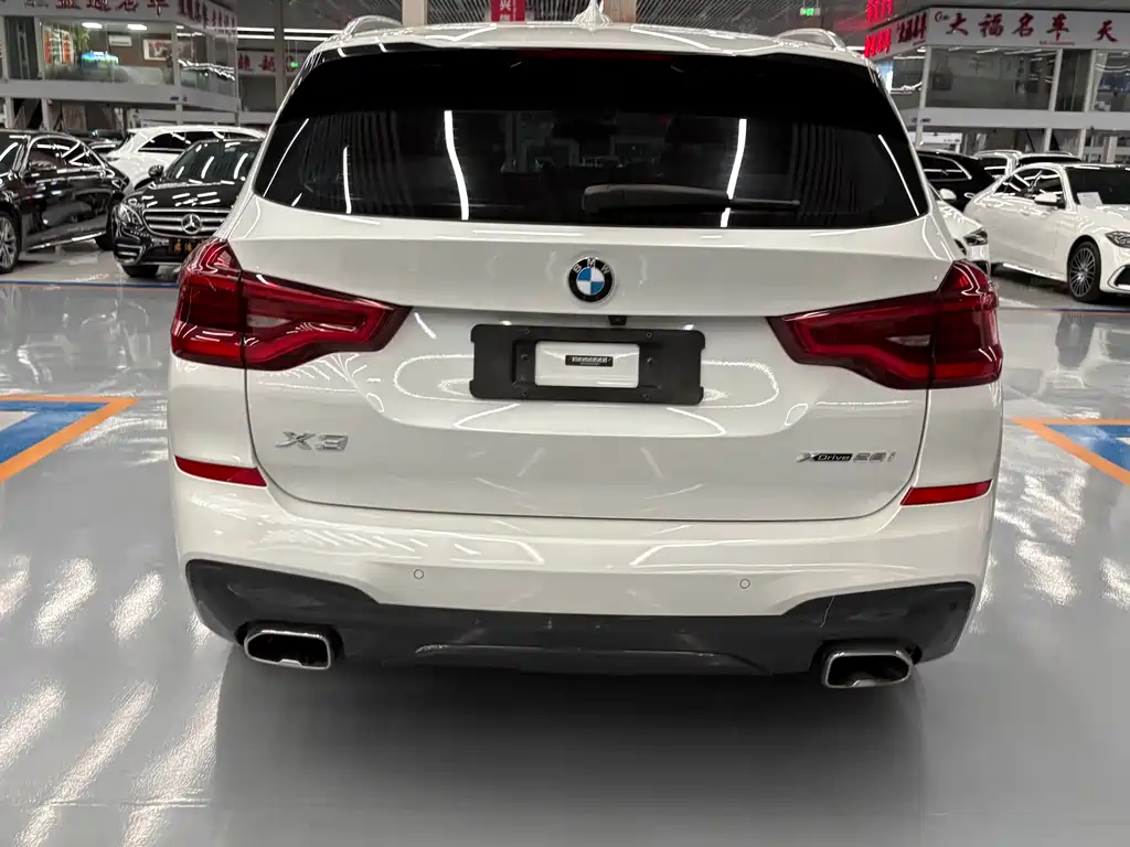 BMW X3 — миниатюра 12