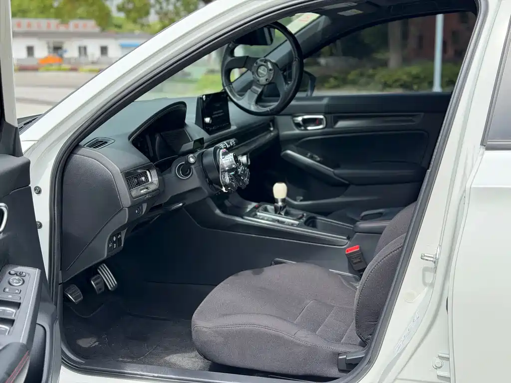 Honda Civic — миниатюра 17