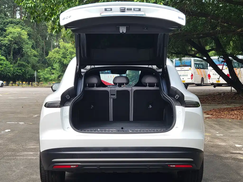 NIO EC6 — миниатюра 17