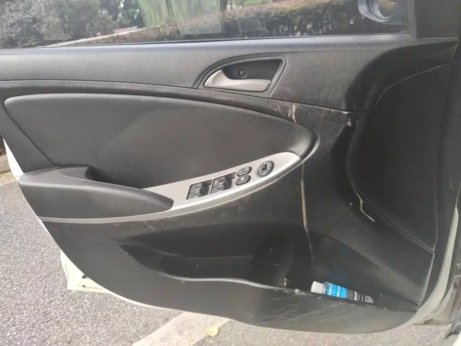Hyundai Verna — миниатюра 7