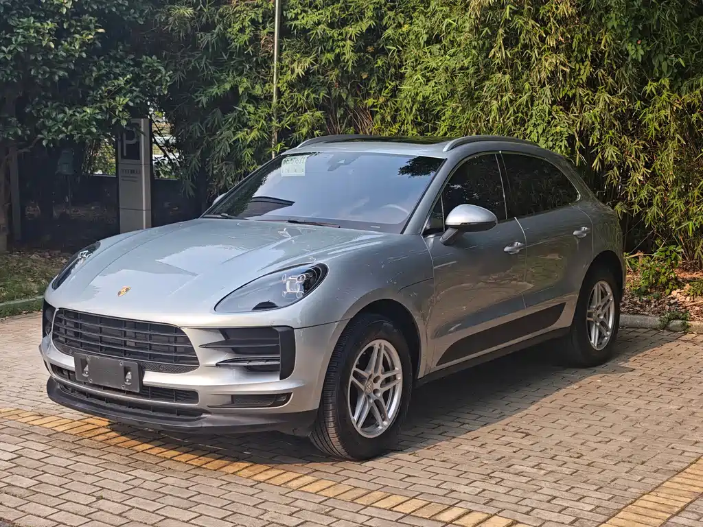 Купить Porsche Macan