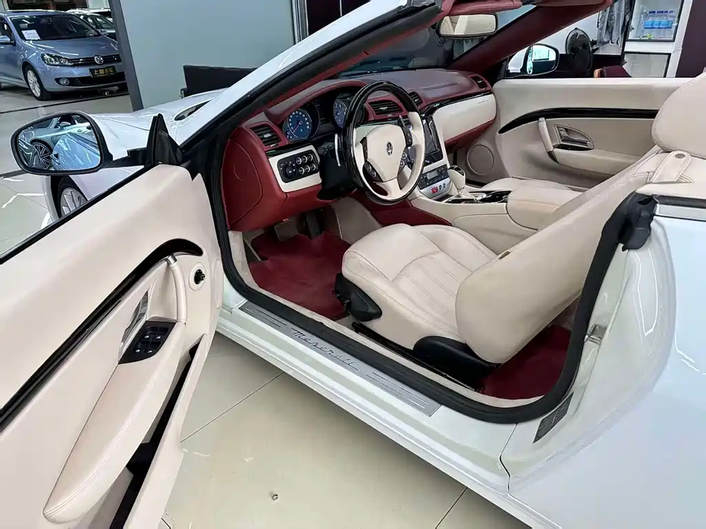 Maserati GranCabrio 2010 4.7L Automatic