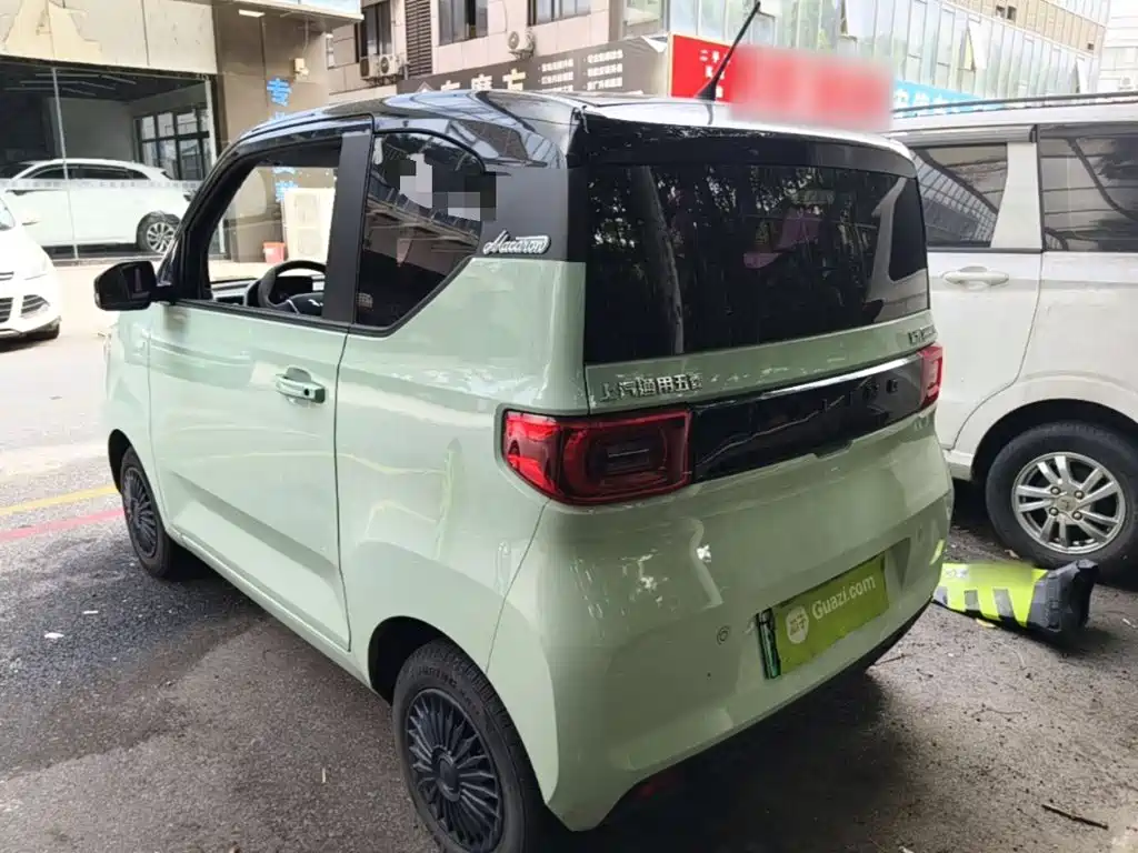Wuling MINIEV — миниатюра 5