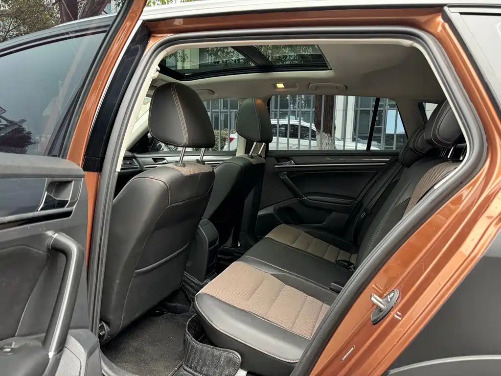 Volkswagen C-Trek 2017 1.6L AT Comfort