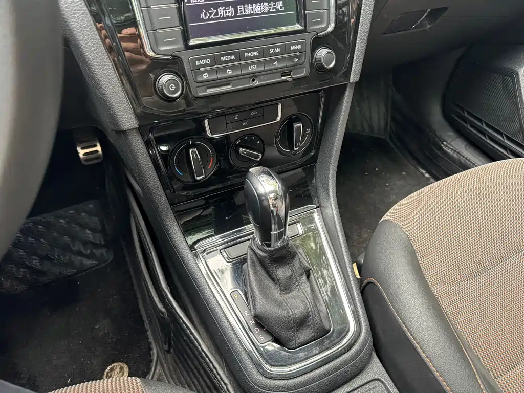 Volkswagen C-Trek 2017 1.6L AT Comfort