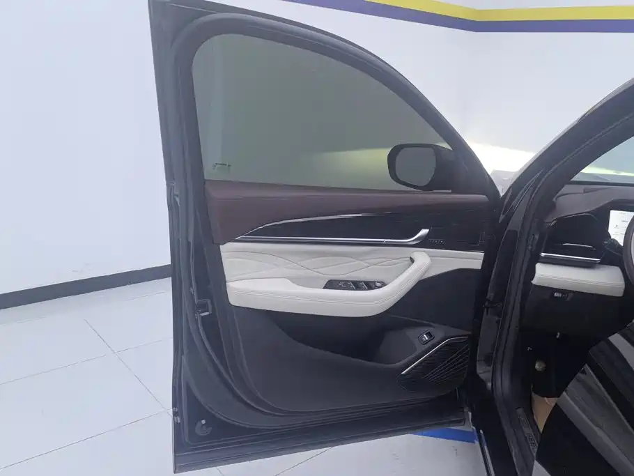 Geely Xingyue L — миниатюра 7