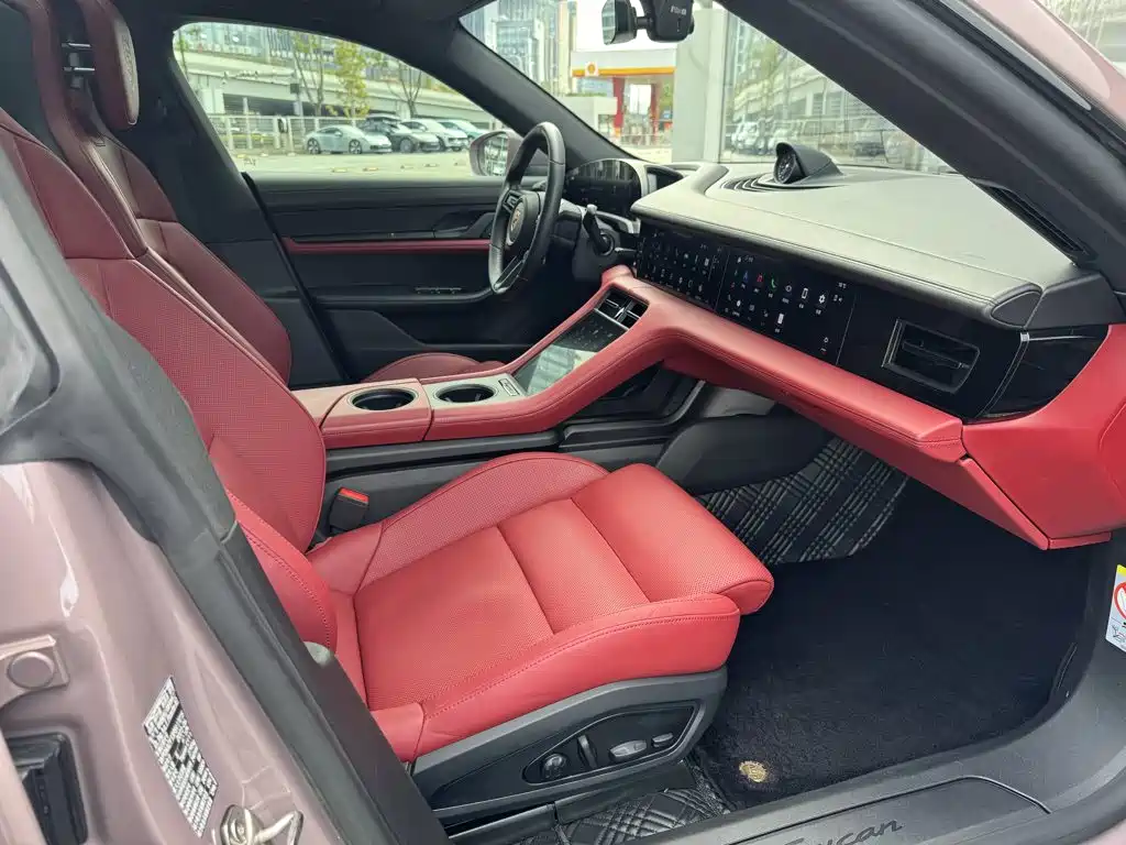 Porsche Taycan — миниатюра 17