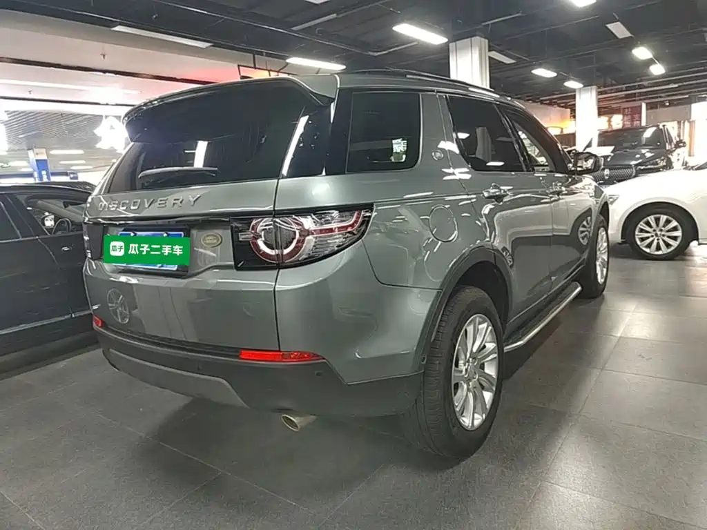 Land Rover Discovery Sport — миниатюра 7