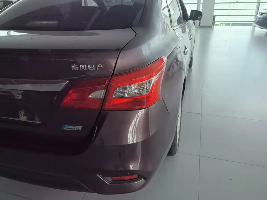 Nissan Sylphy — миниатюра 8