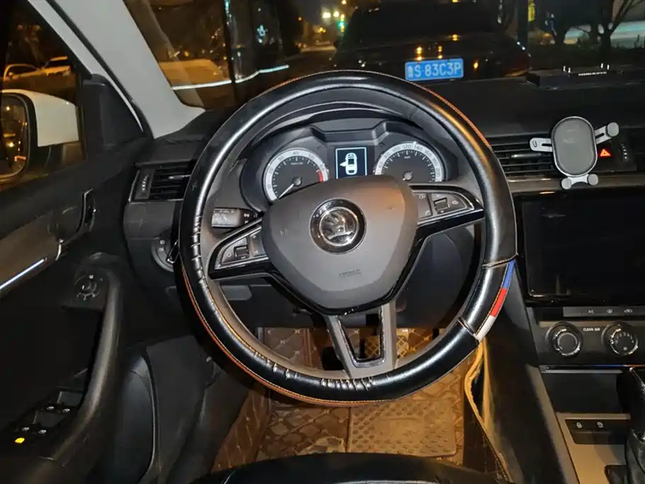Skoda Octavia — миниатюра 15