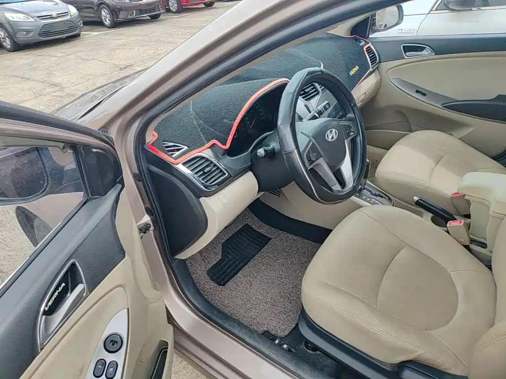 Hyundai Verna — миниатюра 16