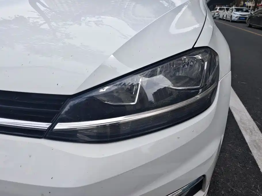 Volkswagen Golf — миниатюра 5