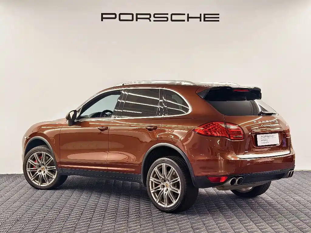 Porsche Cayenne 2013 Cayenne Turbo 4.8T