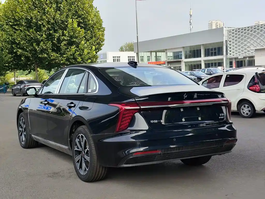 Hongqi Hongqi H5 PHEV — миниатюра 5