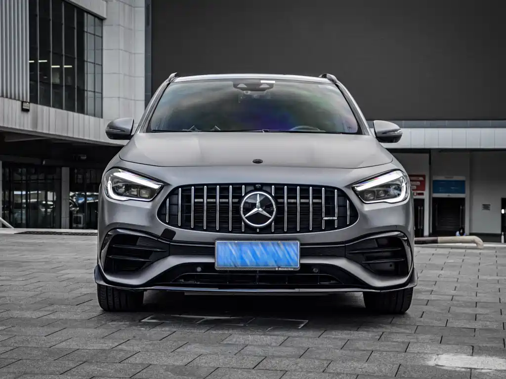MERCEDES-BENZ GLA AMG