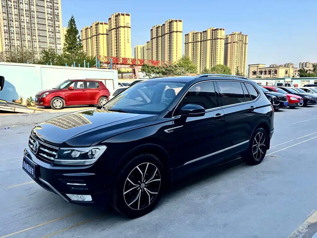 Volkswagen Tiguan L 2020
