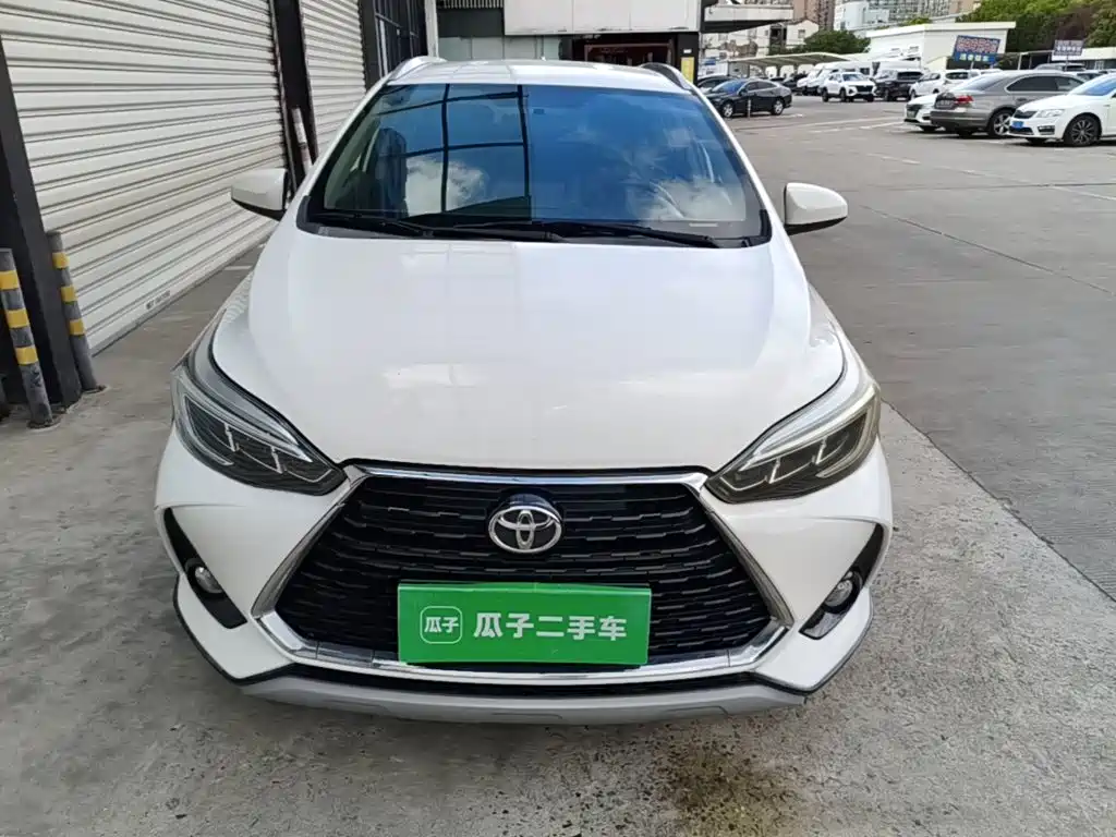 Toyota Yaris L — миниатюра 3