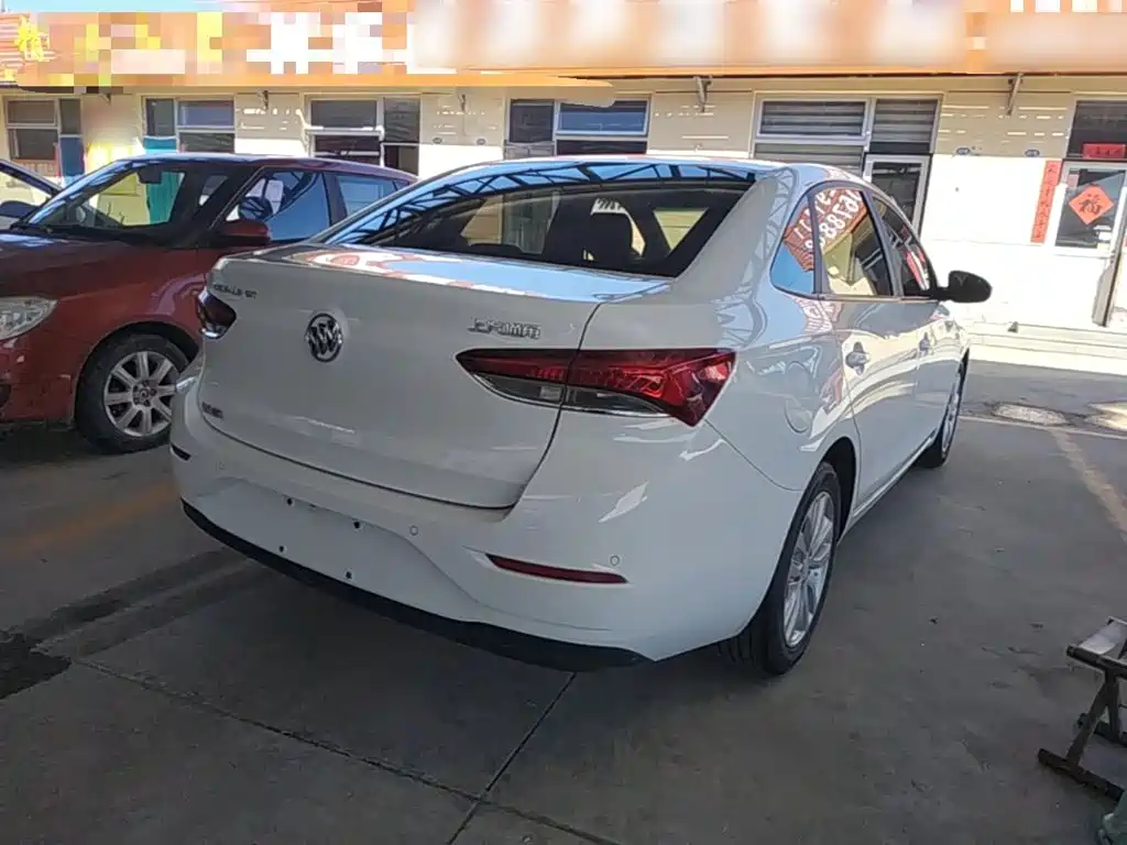 Buick Excelle — миниатюра 7