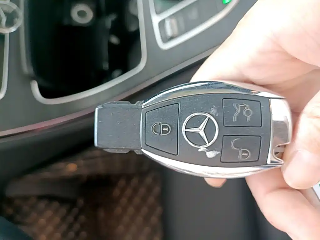 Mercedes-Benz C-Class — миниатюра 9