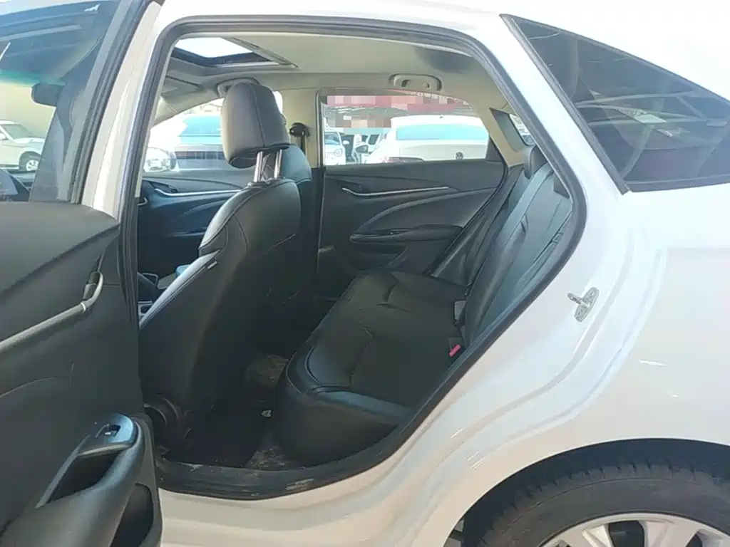 Buick Excelle — миниатюра 17