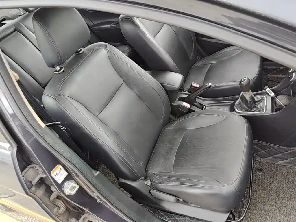 Suzuki Alivio — миниатюра 25