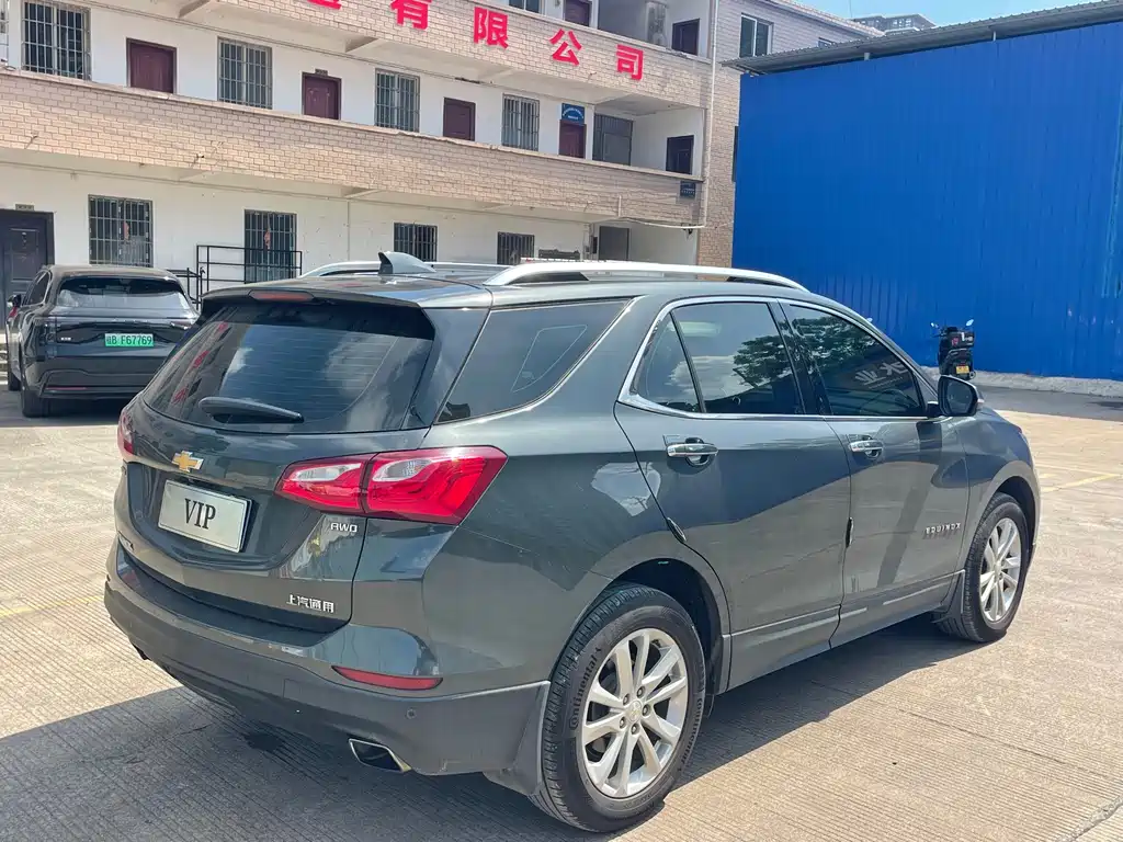Chevrolet Equinox — миниатюра 5