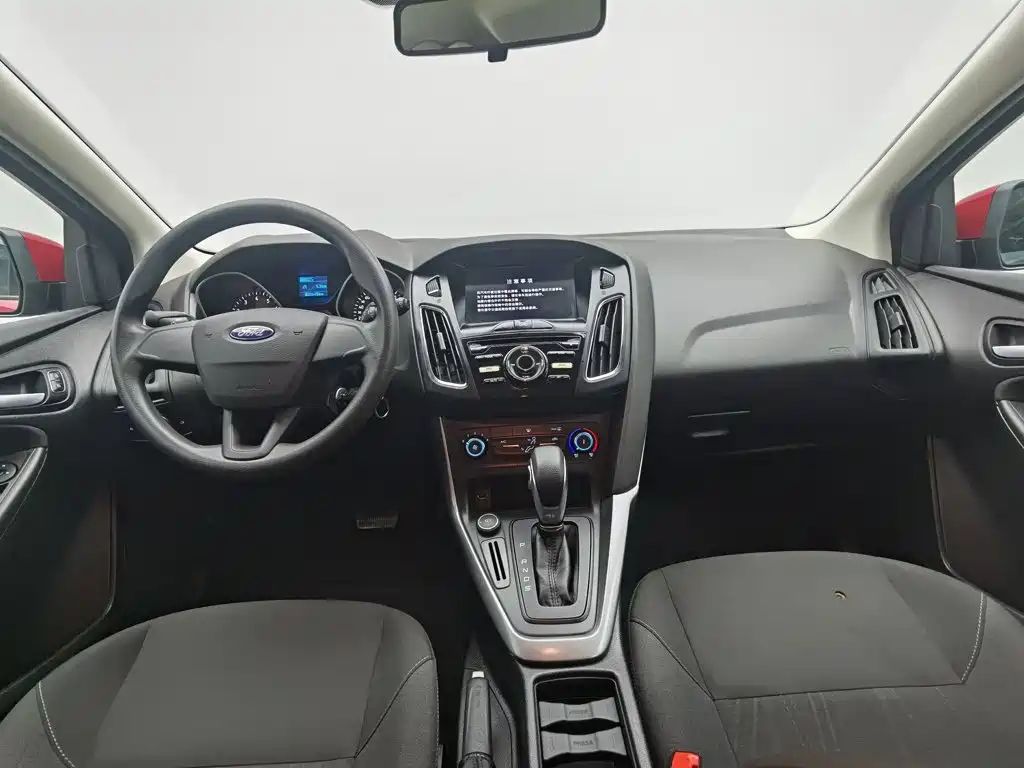 Ford Focus — миниатюра 5