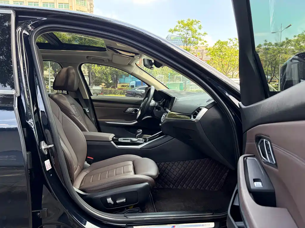 BMW 3 Series — миниатюра 17