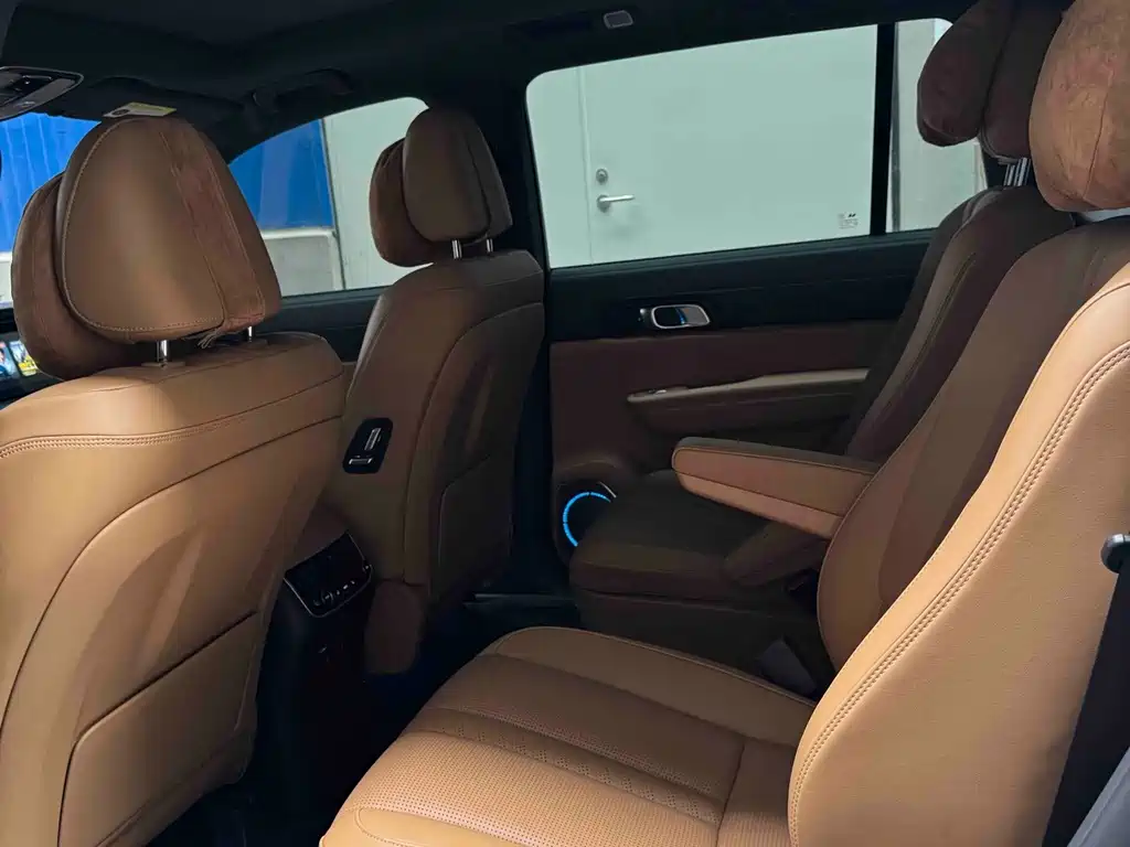 Li Auto Li ONE — миниатюра 10