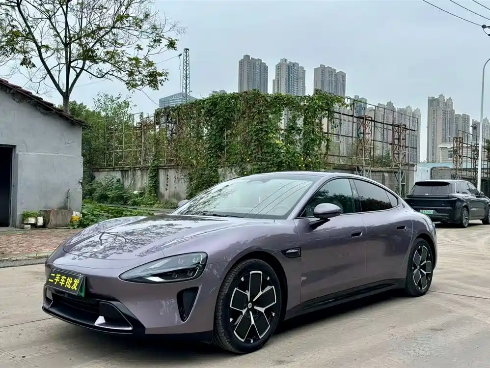 Xiaomi SU7 2024