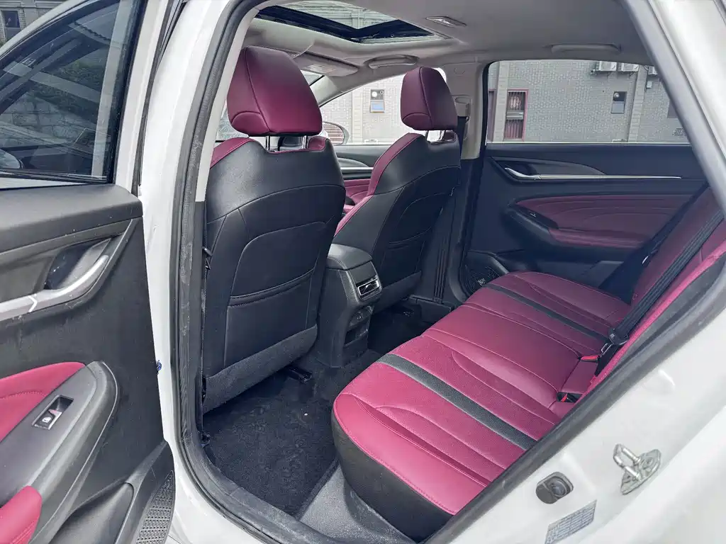 Changan Eado — миниатюра 6