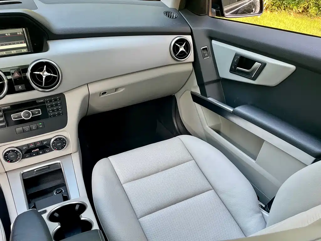 Mercedes-Benz GLK-Class — миниатюра 14