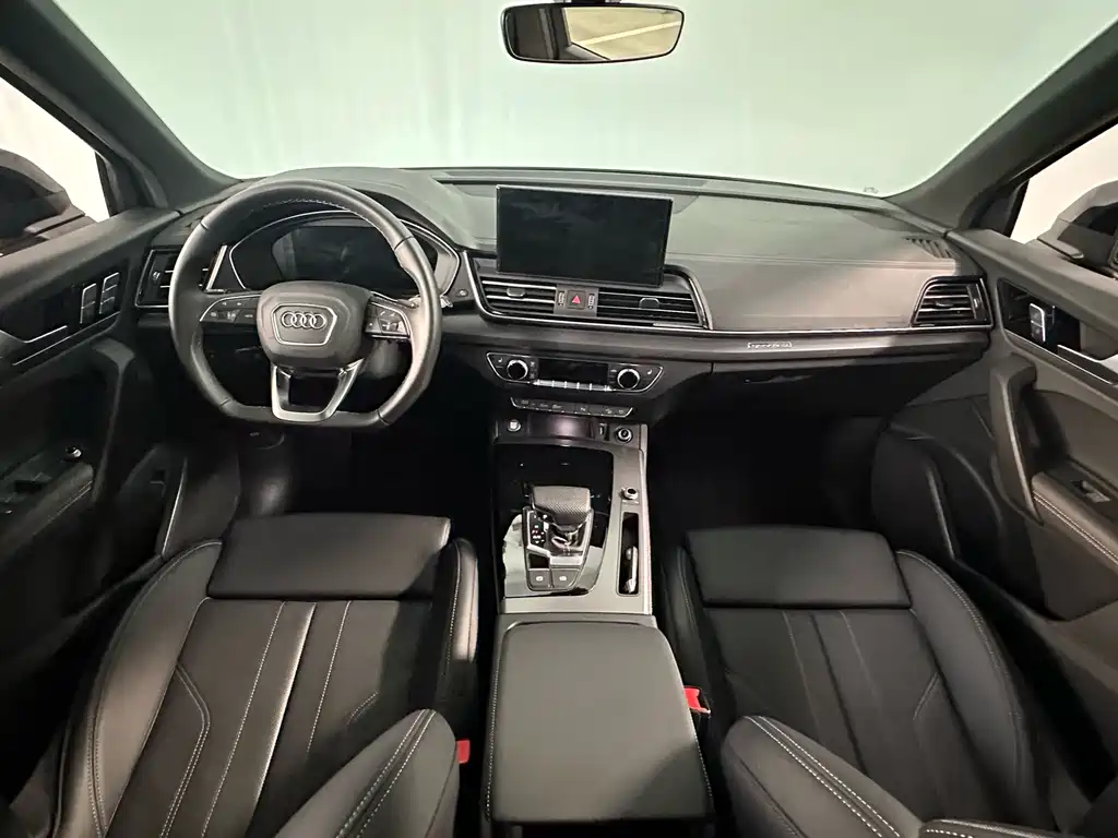 Audi Q5L 2026 45 40 TFSI Luxury