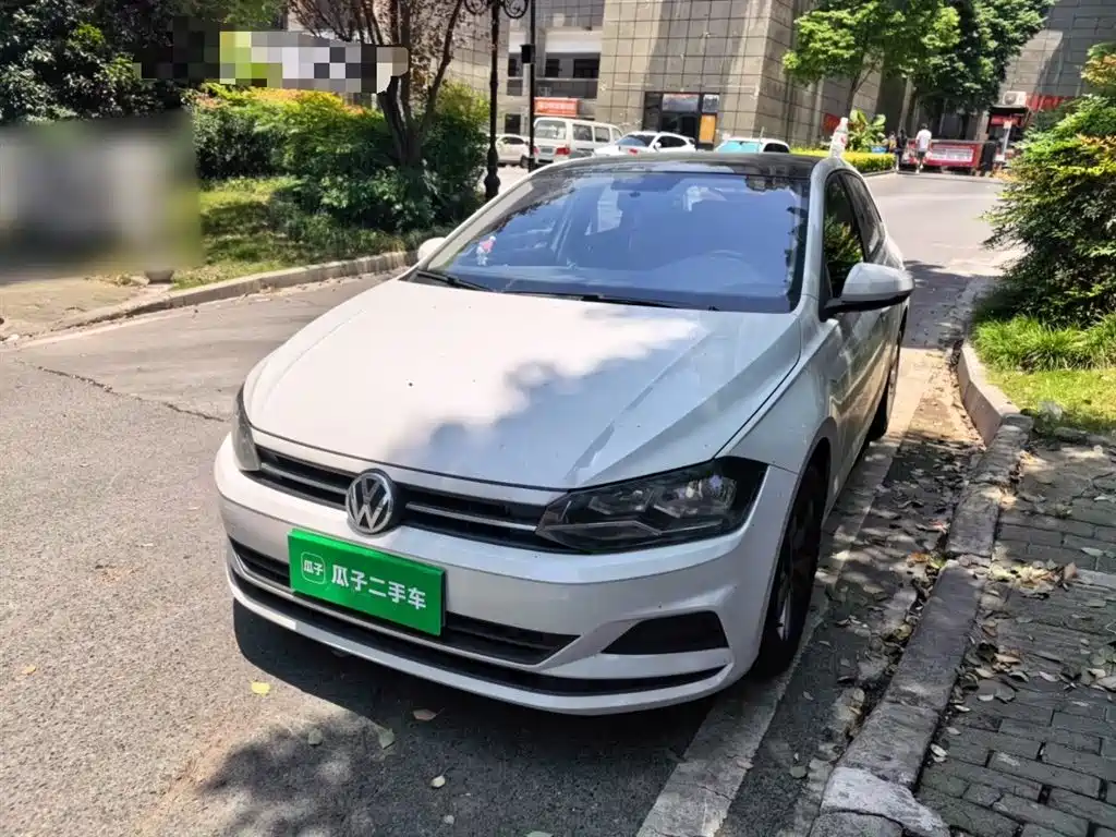 Купить Volkswagen Polo