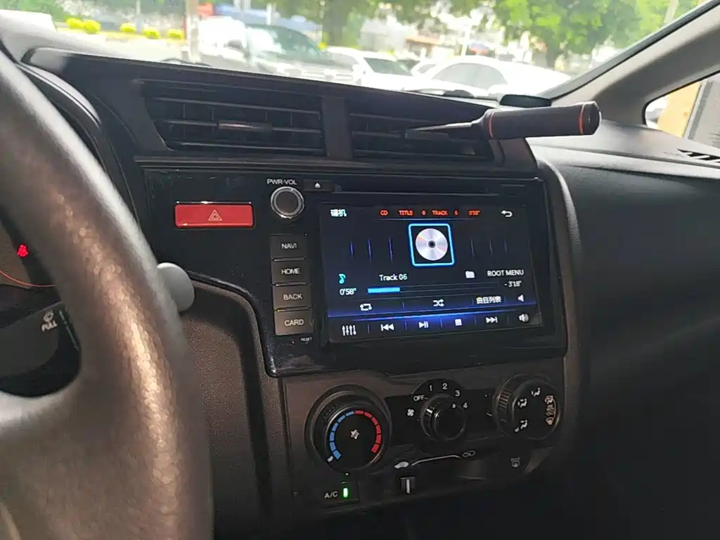 Honda Fit — миниатюра 13