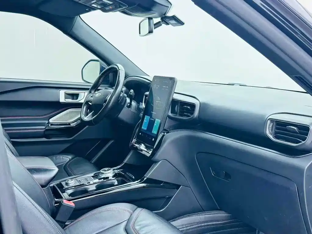 Ford Explorer — миниатюра 14