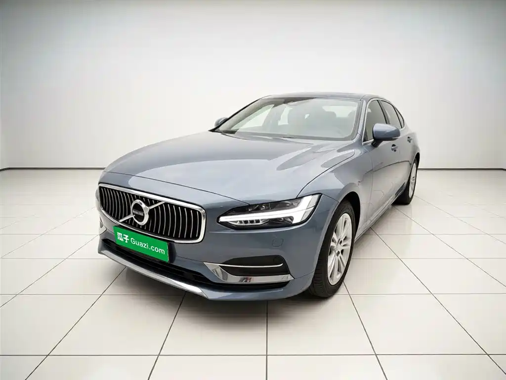 Купить Volvo S90