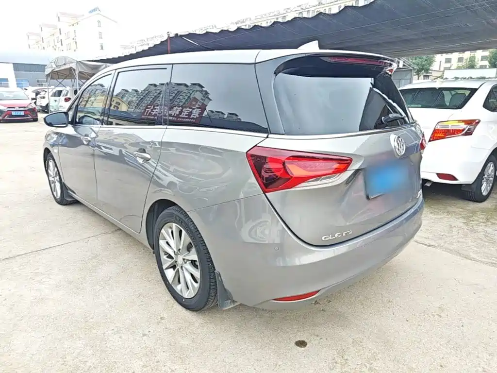 Buick GL6 — миниатюра 5
