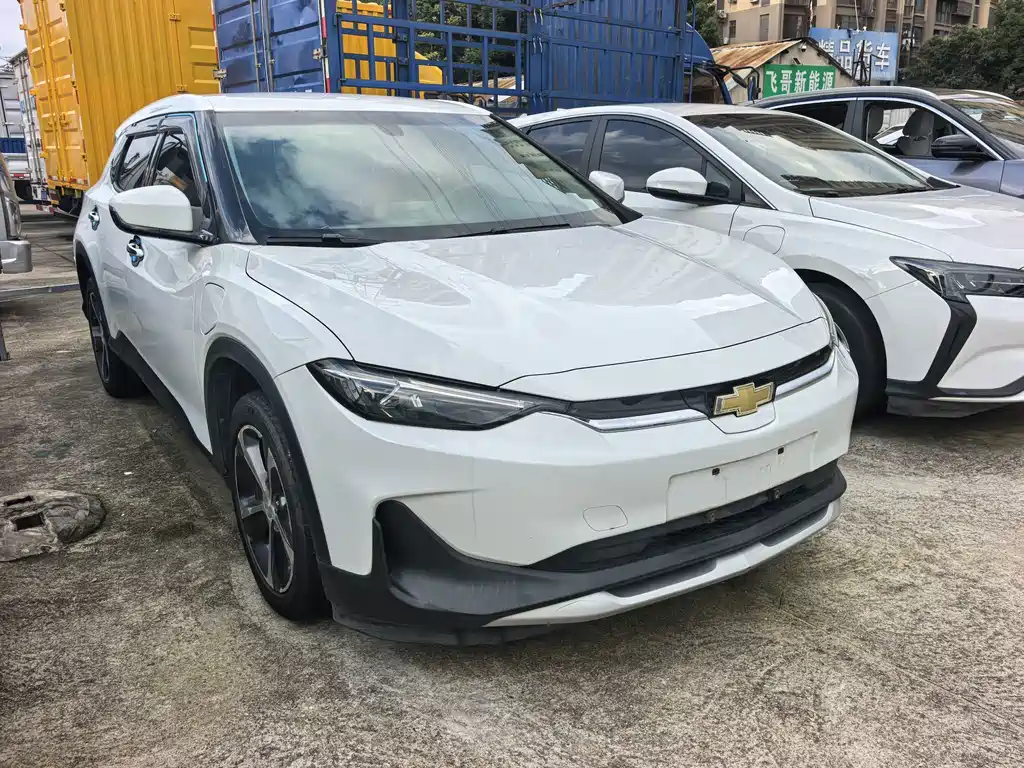 Chevrolet Menlo — миниатюра 3