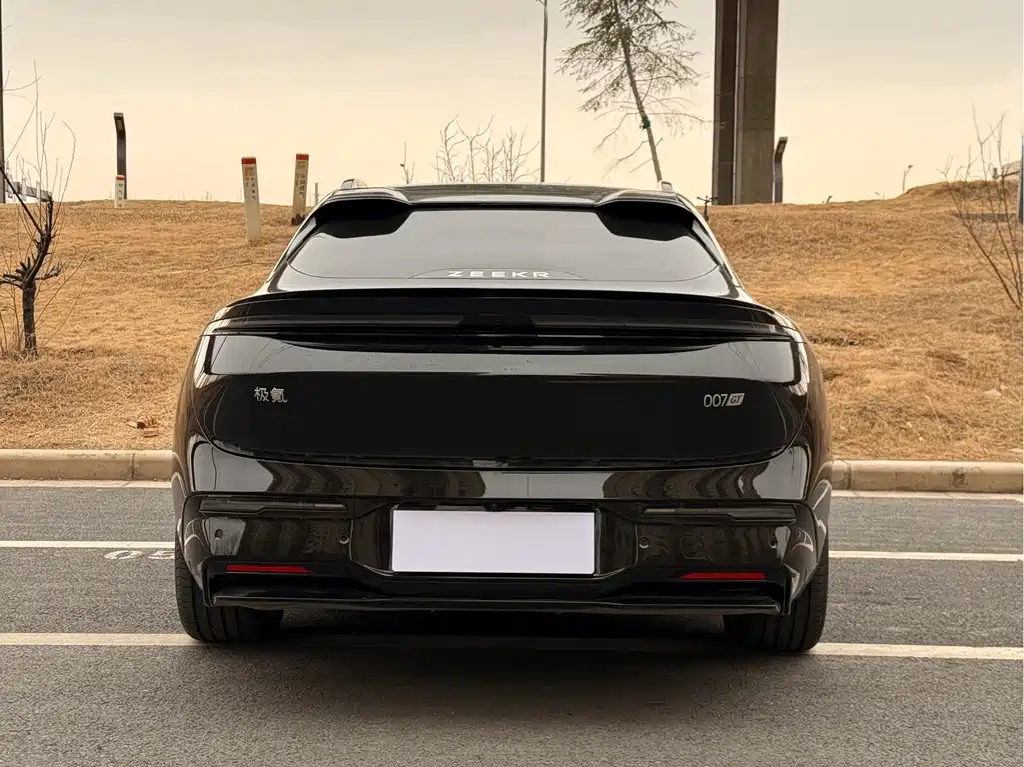 ZEEKR EXTREME KRYPTON 007GT