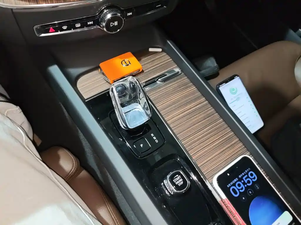 Volvo XC60 — миниатюра 14