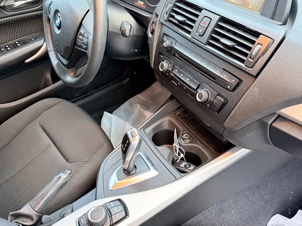 BMW 1 Series (Import) — миниатюра 12