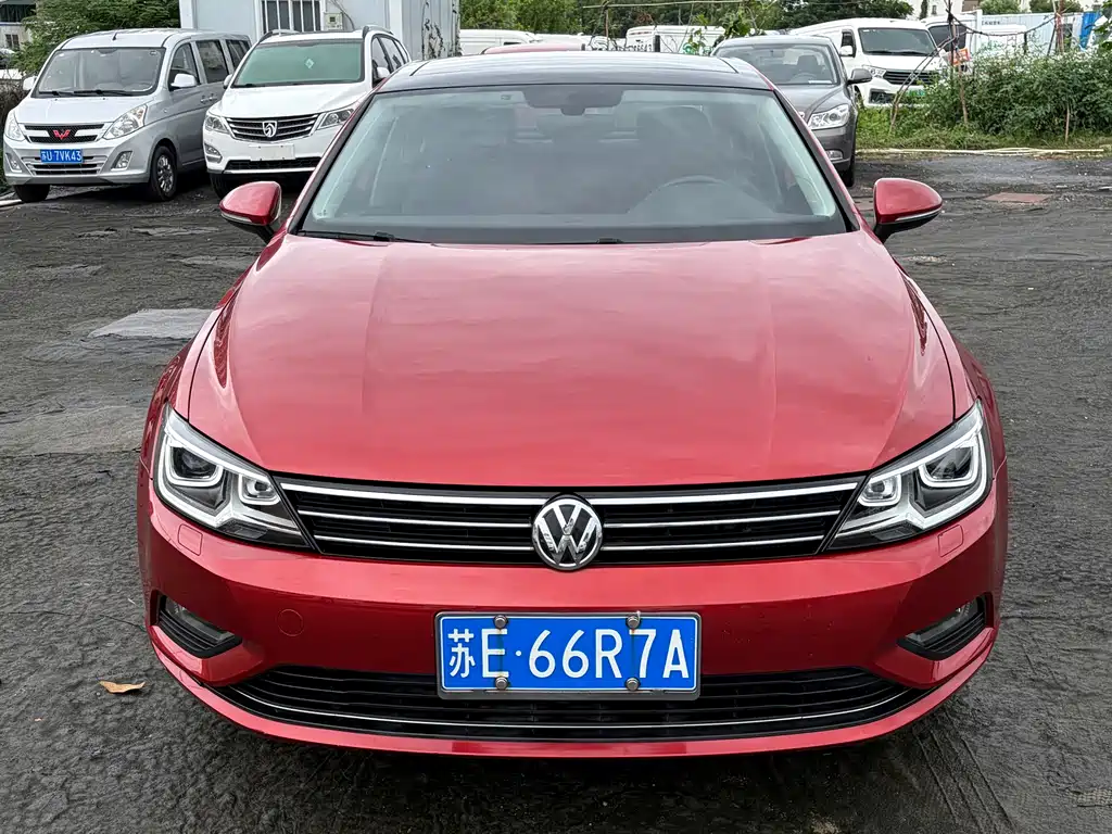Volkswagen Lamando 2015 330TSI DSG Comfort