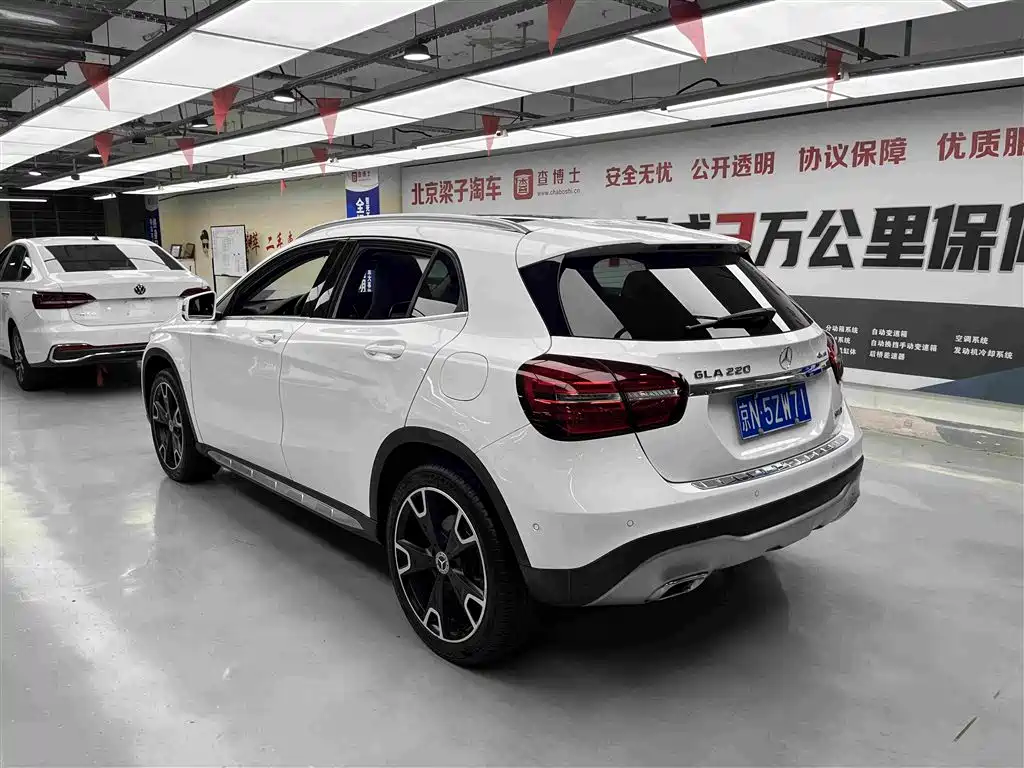 Mercedes-Benz GLA — миниатюра 11