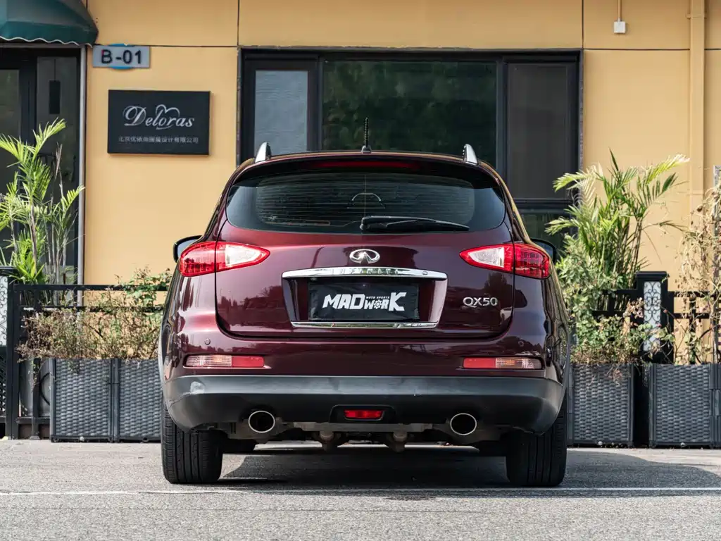 Infiniti QX50 (Import) — миниатюра 7