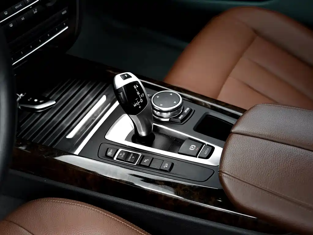 BMW X5 (Import) — миниатюра 8
