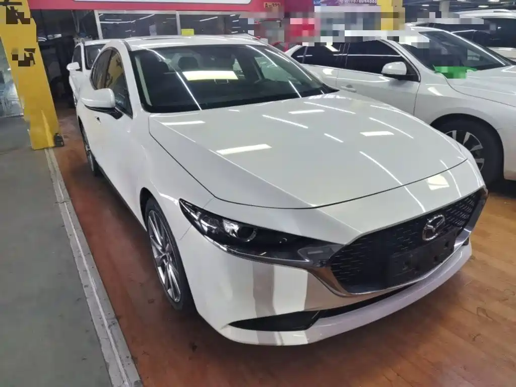 Mazda 3 Axela — миниатюра 4