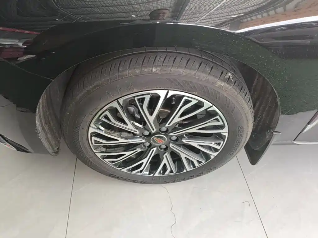 Hongqi Hongqi H5 — миниатюра 23