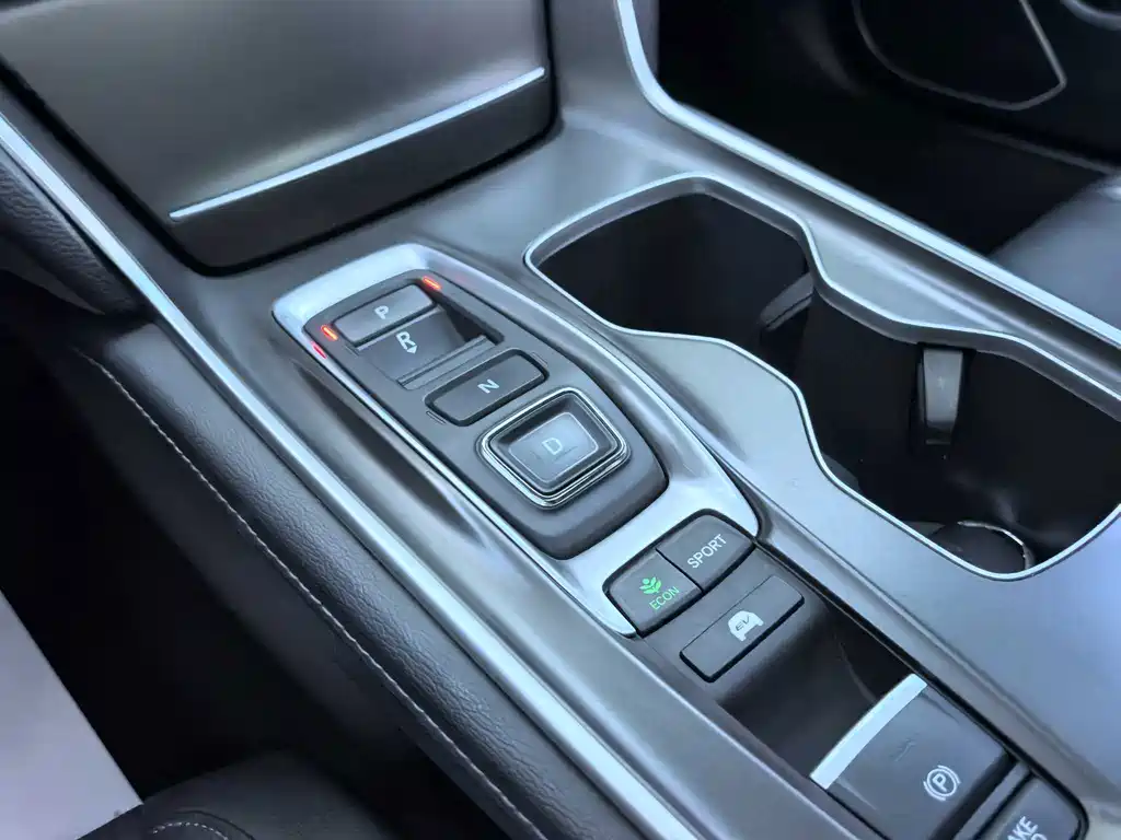 Honda Accord — миниатюра 6