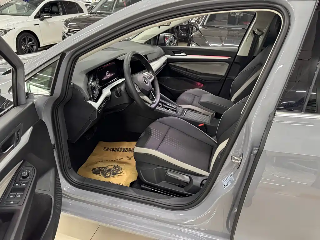 Volkswagen Golf — миниатюра 4